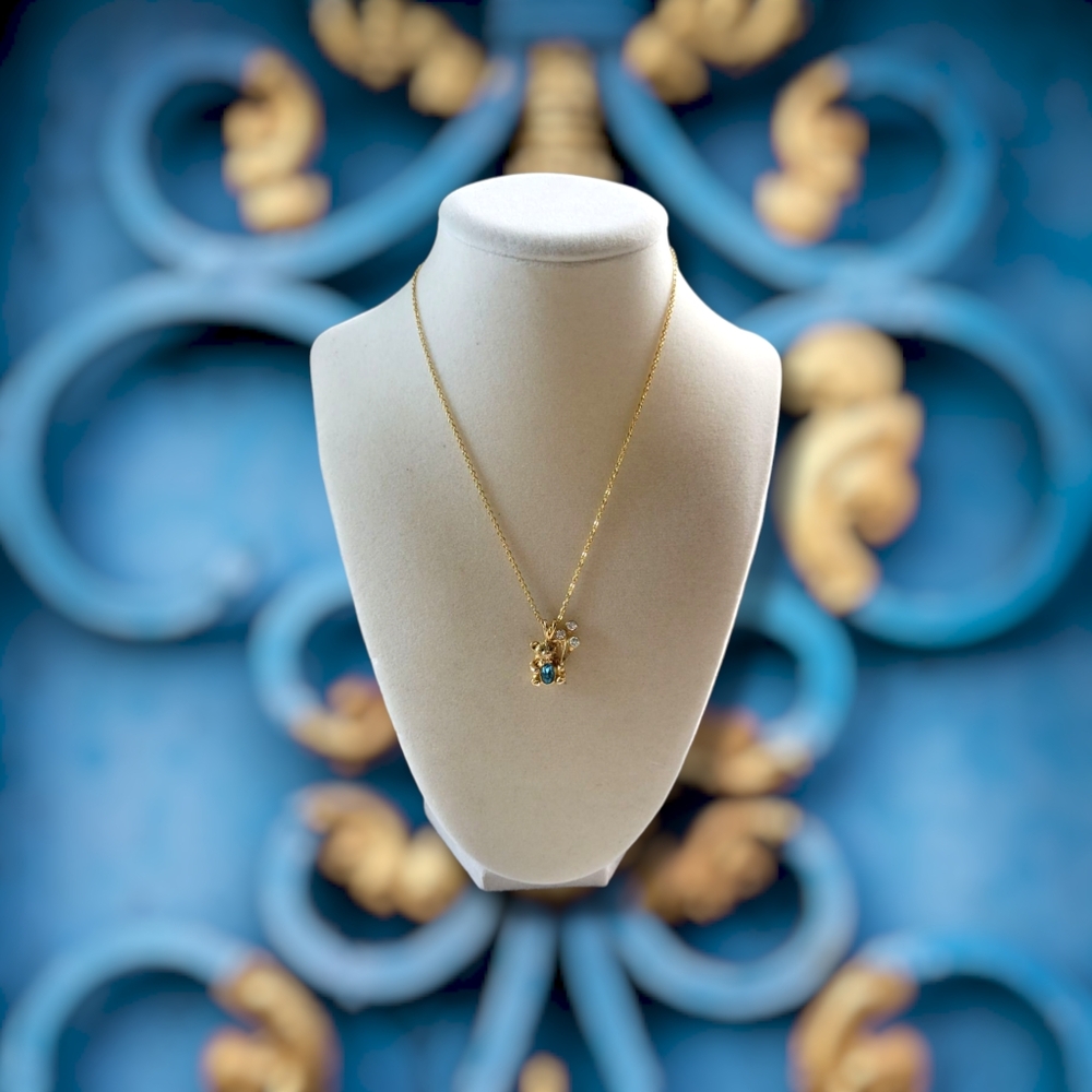 DM | VTG Gold Tone Teddy Bear Aquamarine Crystal Balloons Pendant Necklace